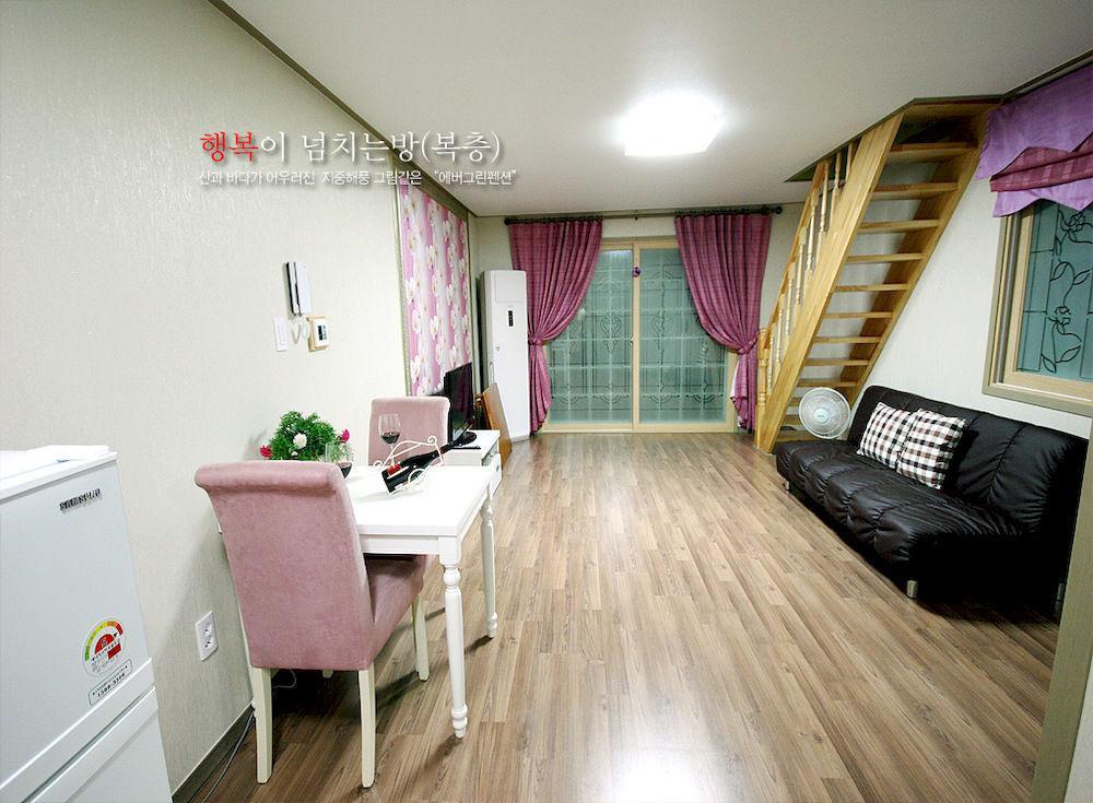 Ever Green Pension Geoje Exterior photo