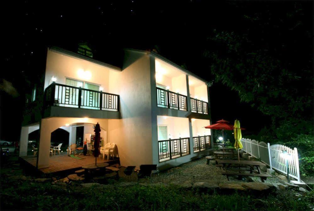 Ever Green Pension Geoje Exterior photo